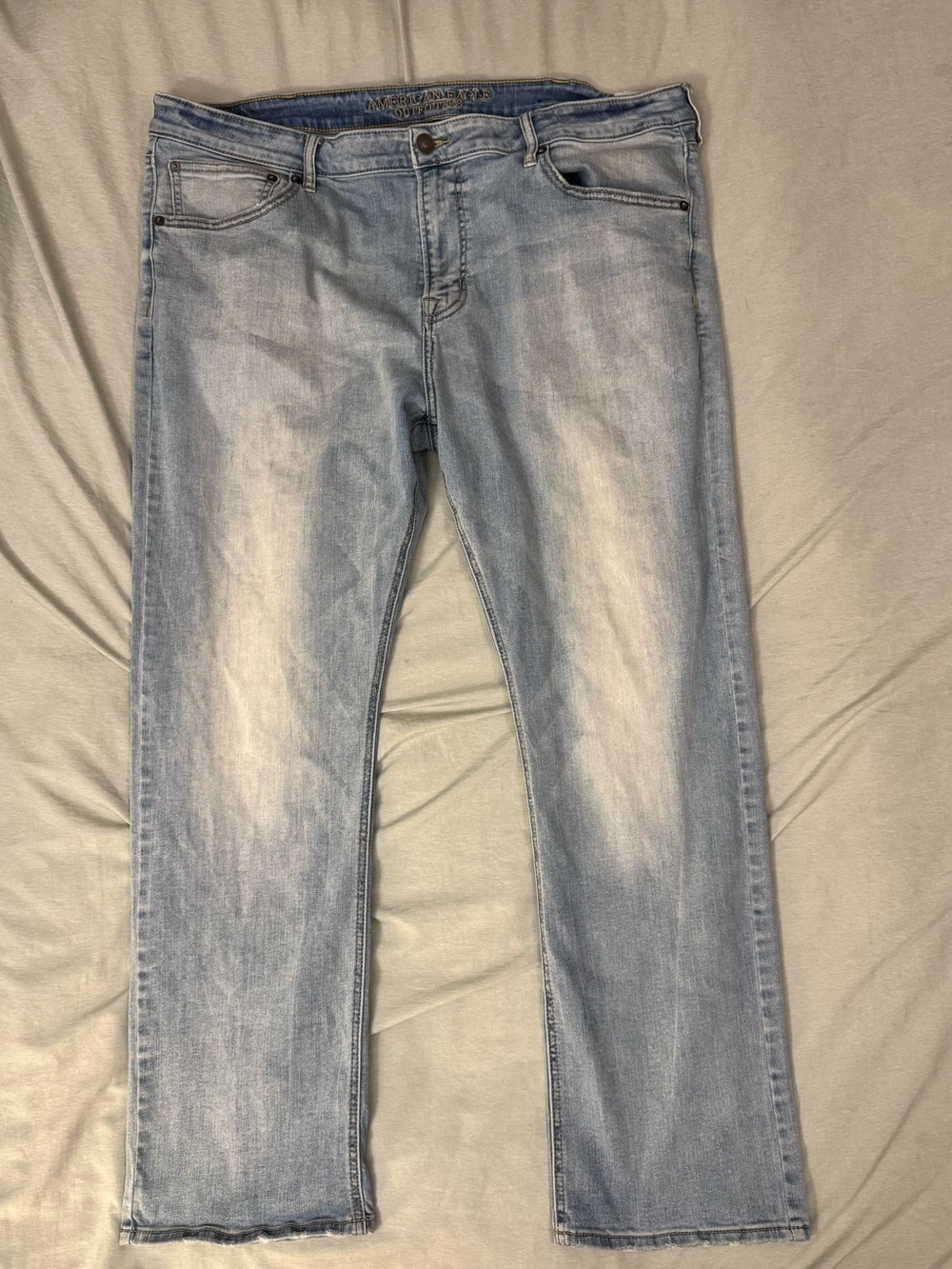 Light Wash Men’s Jeans - Classic Straight Fit